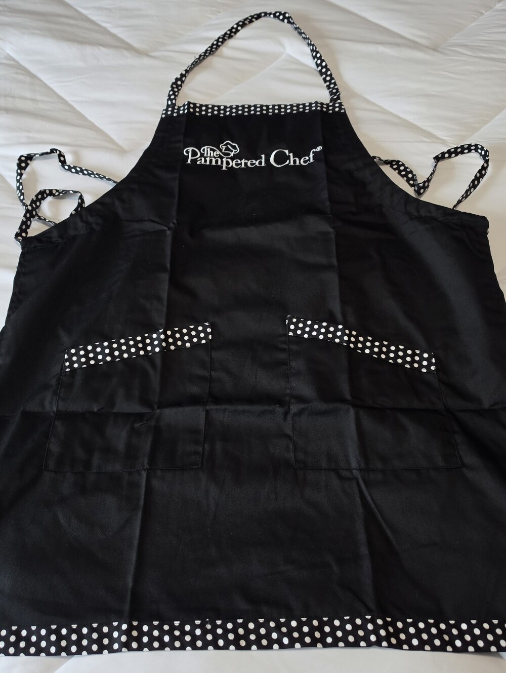 Pampered Chef Apron Black and White Polka Dot Brand Logo & Chef Hat NIP